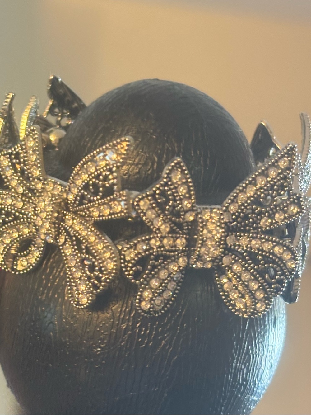 Crystal bowtie bracelet - silver Rhinestone Accent